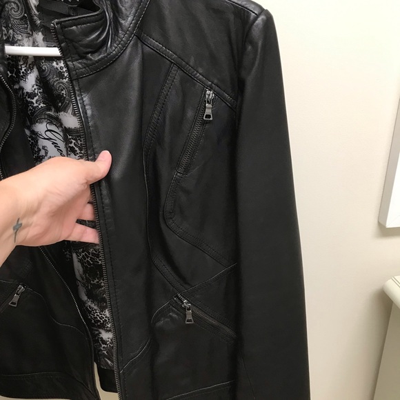 Guess Soft Genuine Leather Jacket - Picture 7 of 13
